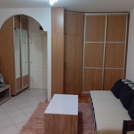 Apartman,,Siv,, Prijevor 부드바 외부 사진